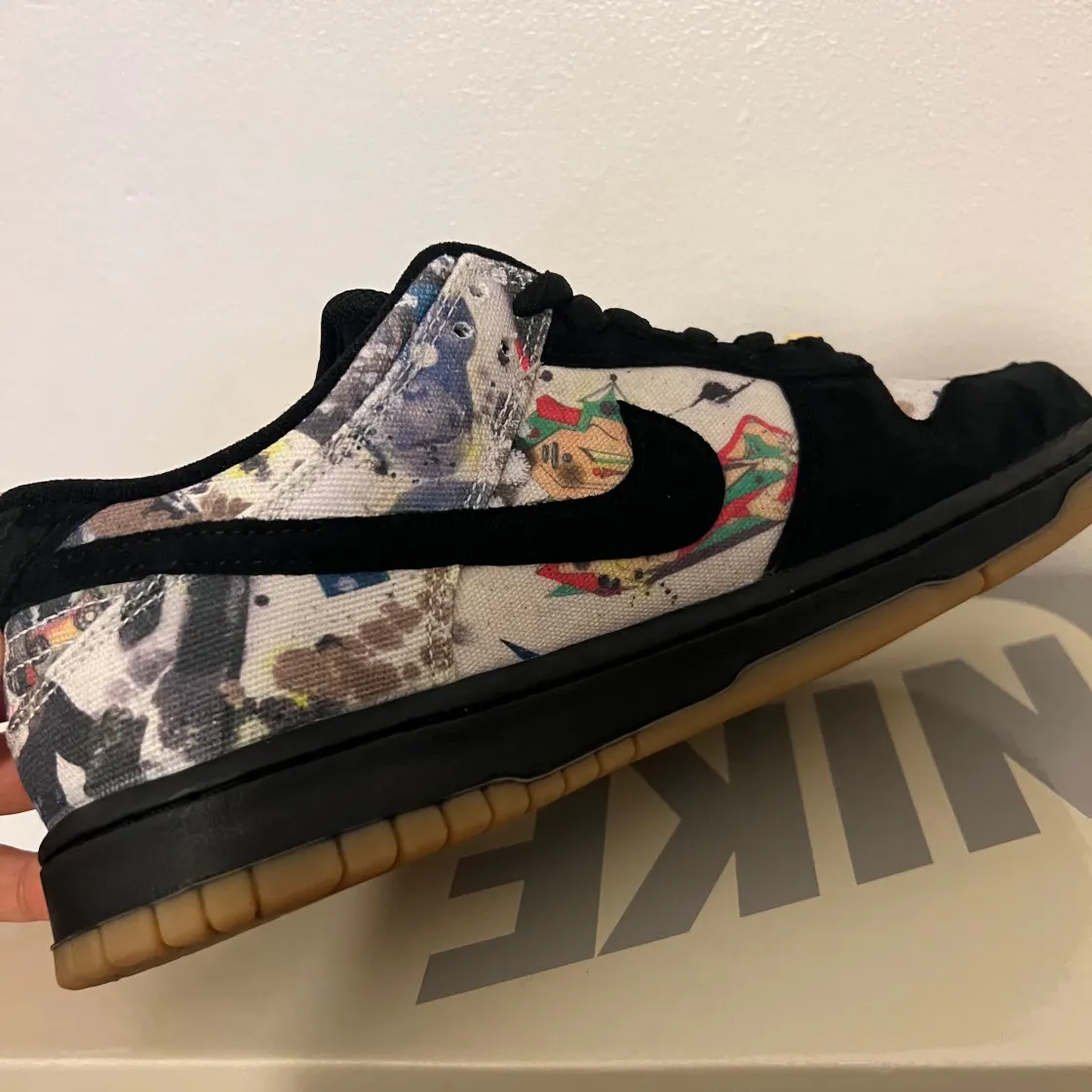 Supreme x Nike SB Dunk Low 'Rammellzee' FD8778-001 Supreme x Nike SB Dunk Low 'Rammellzee' FD8778-001